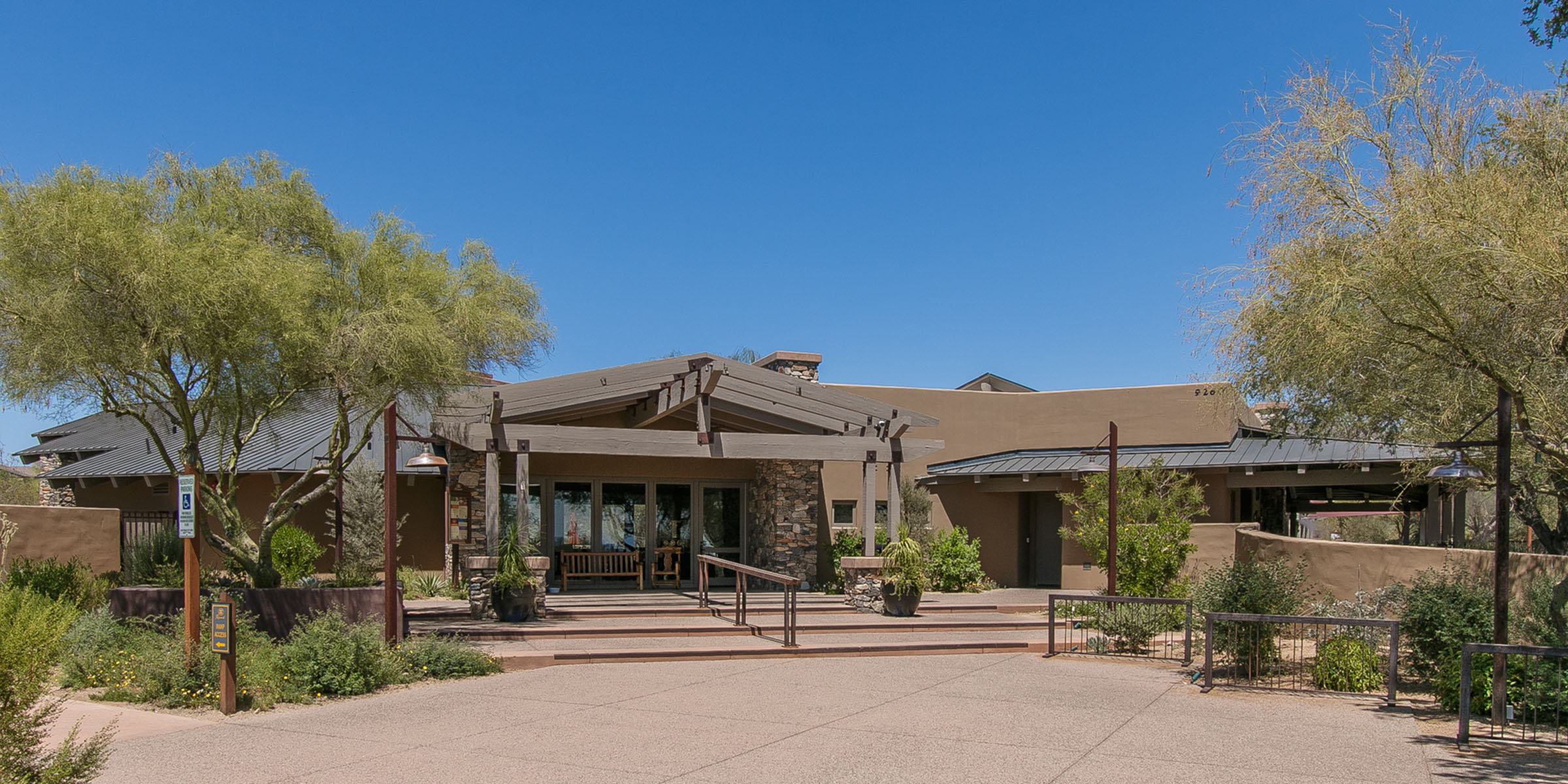 H) COMMUNITY CENTER